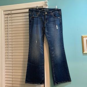 American eagle “favorite boyfriend” jean size 12 regular